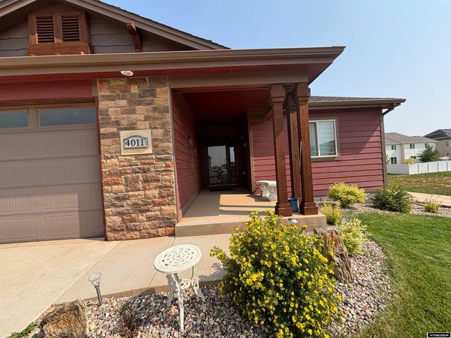 $510,000 | 4011 East Bobolink Lane | Laramie