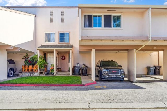 $430,000 | 914 Acosta Plaza, Unit 27 | East Salinas