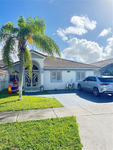 $699,999 | 8726 Northwest 142nd Street | Miami Lakes