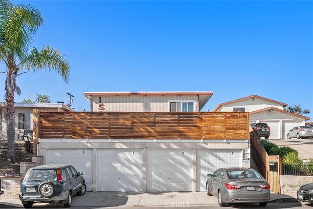 $2,250,000 | 156 West Escalones | Central San Clemente