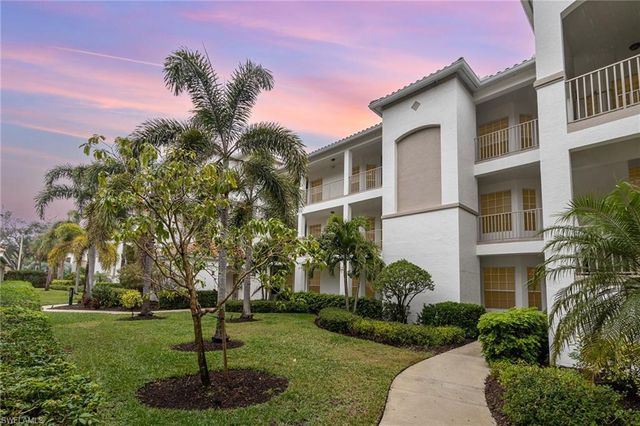 $370,000 | 8217 Parkstone Place, Unit 1206 | Vanderbilt Country Club