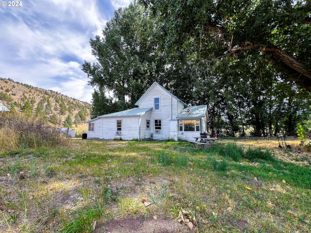 $439,900 | 50753 Highway 26