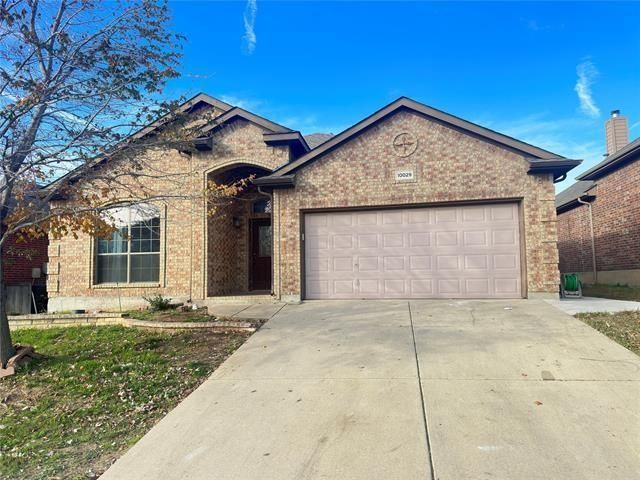 $2,490 | 10029 Grey Crow Drive | Far North Fort Worth