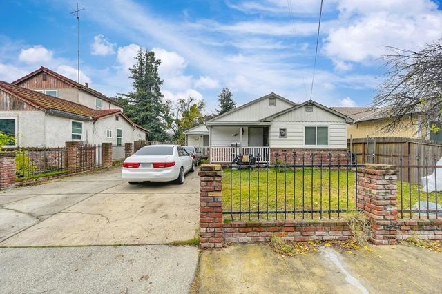 $499,999 | 746 Solano Street | Bryte