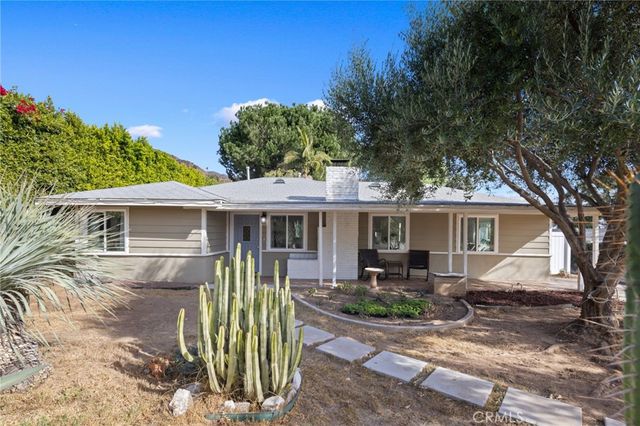 $1,598,000 | 768 Ridgeside Drive | Monrovia