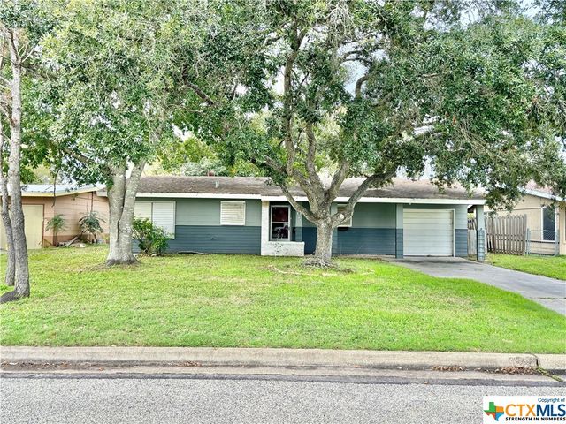 $110,000 | 205 Massanet Street | Port Lavaca