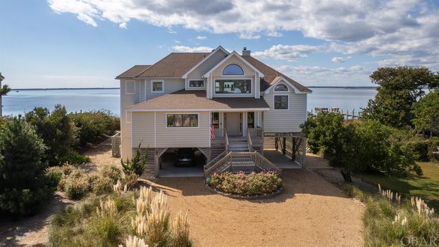 $1,549,000 | 106 Gannet Lane | Sanderling