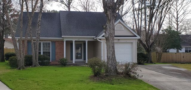 $1,975 | 107 Bronwen Court | Goose Creek