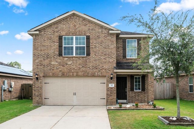 $260,000 | 325 Hawks View Drive | La Marque