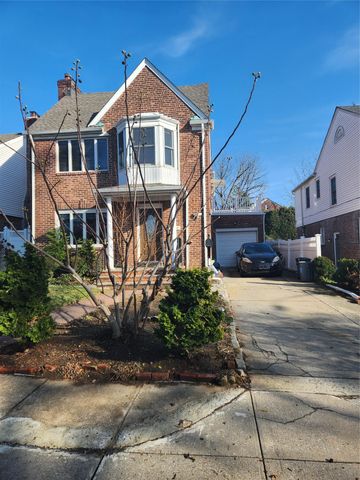 $3,450 | 42-07 220th Street | Bayside