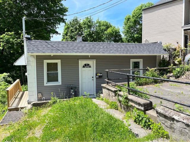 $1,450 | 135 Orange Street | W.O.W