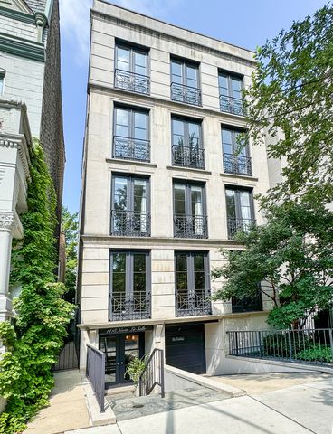 $1,650,000 | 1418 North LaSalle Street, Unit A | Old Town