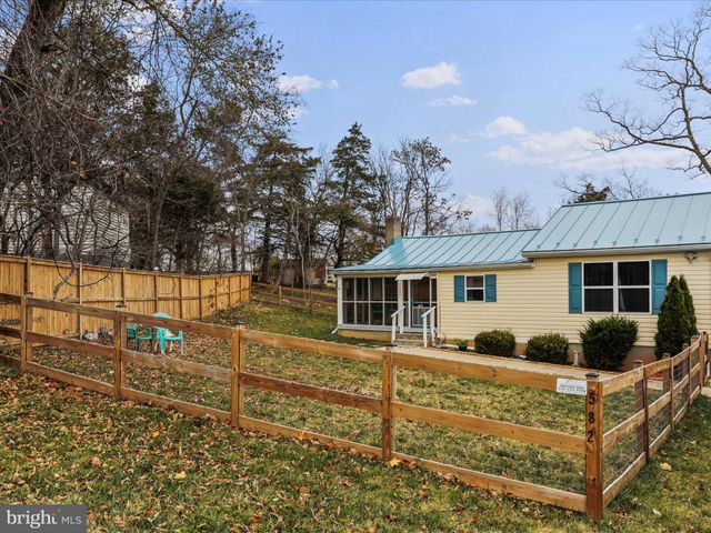 $319,000 | 582 John Marshall Highway | Strasburg