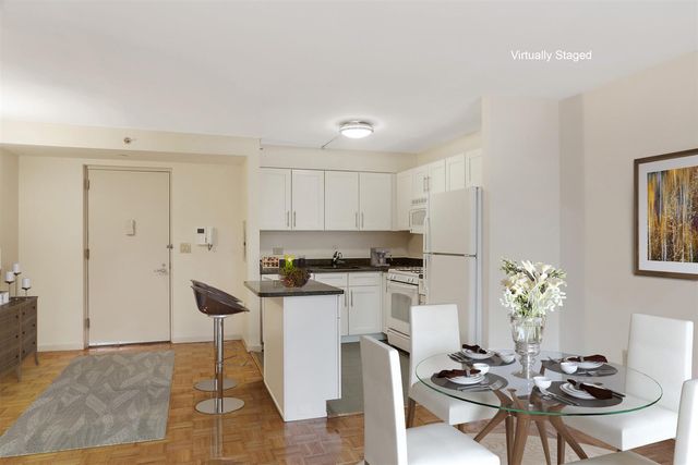 $4,611 | 218 Myrtle Avenue, Unit 6K | Downtown Brooklyn