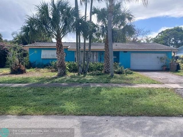 $475,000 | 500 Southeast 3rd Place | Deerfield Beach