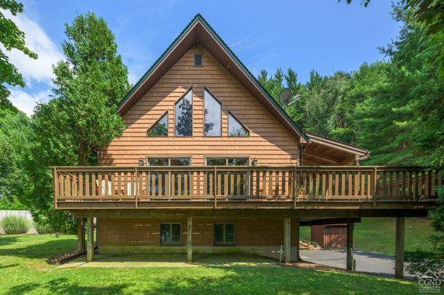 $685,000 | 332 North Mountain Road | Copake