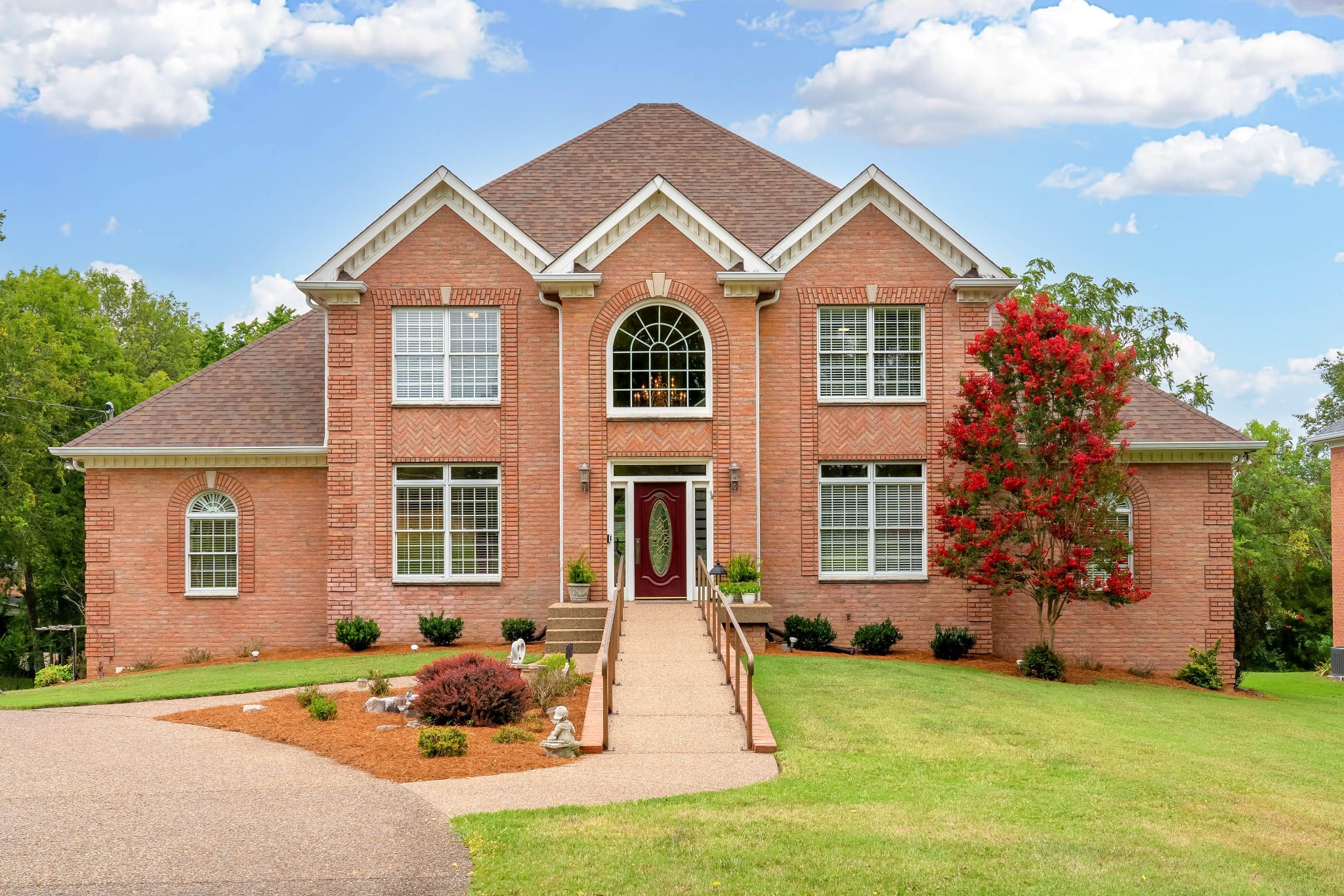 Welcome home to 654 Cumberland Hills Dr in the Indian Lake community of Hendersonville! The home features 4 bedrooms, 3.5 baths, over 4000 sq ft of living space plus 2500+ basement space.