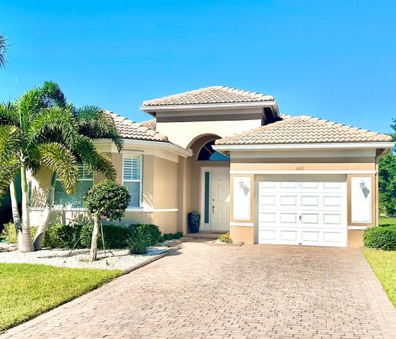 $390,000 | 660 Stanford Lane | St. Lucie North