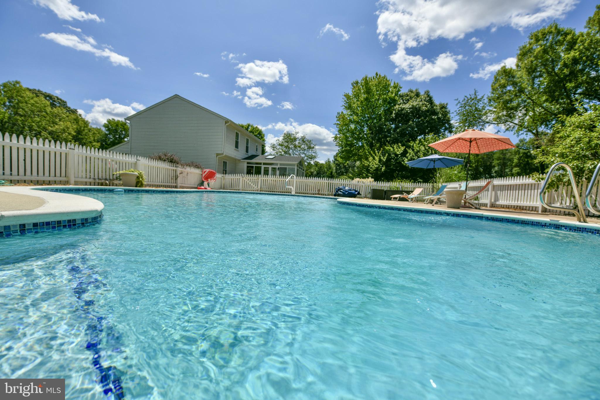 Summer's not over at 1406 Orr Court!