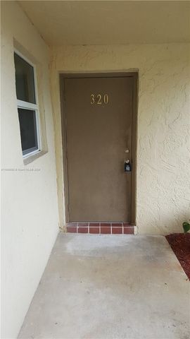 $2,200 | 8503 Old Country Manor, Unit 320 | Davie