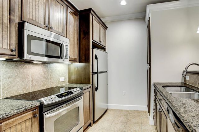 $1,650 | 2203 Dorrington Street, Unit 108 | Braeswood