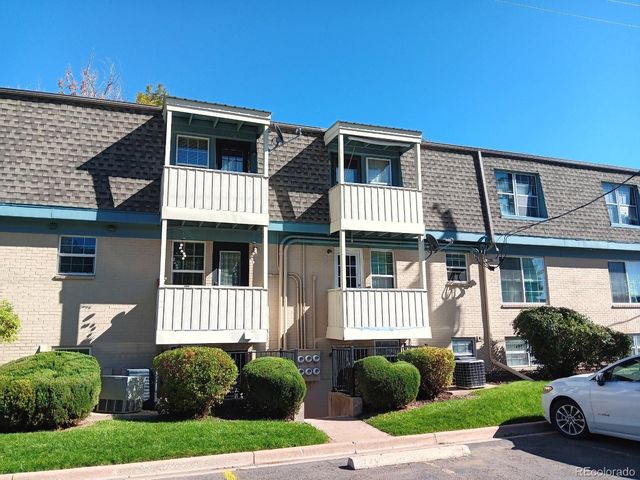 $2,500 | 9320 East Girard Avenue, Unit 6 | Hampden