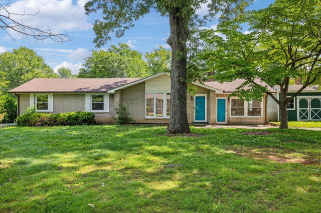 $299,900 | 119 Forest Hills Drive | Clarksville