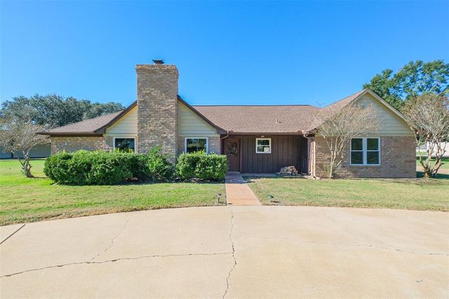 $674,990 | 28 Kitty Hawk Street East | Fort Bend County North-Richmond