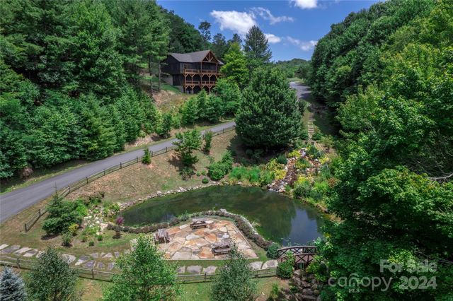 $1,600,000 | 750 Silver Springs Drive, Unit 43 | Banner Elk Township - Avery County