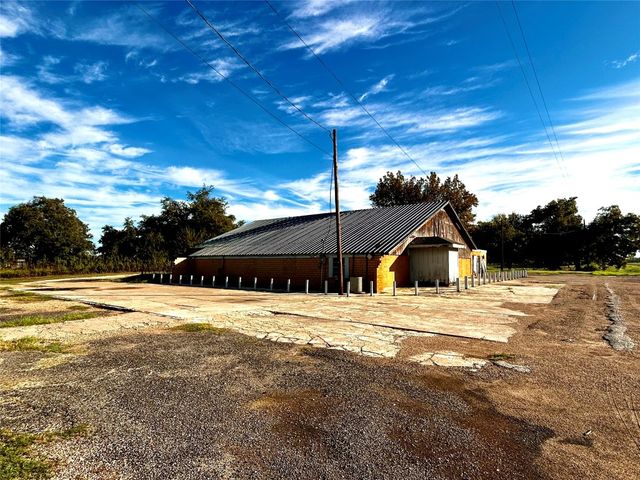 $450,000 | 6057 Highway 79