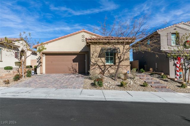 $2,695 | 9876 Outer Hebrides Avenue | Skye Canyon