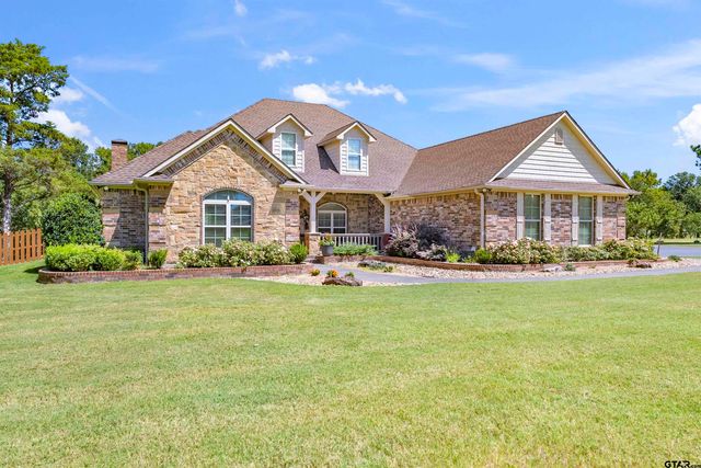 $1,355,000 | 23220 Bridle View Drive | Stallion Lake Ranch