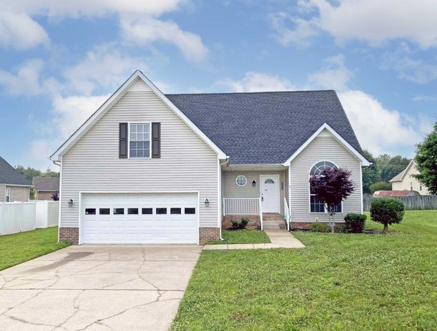 $1,905 | 284 Ballygar Court | Clarksville