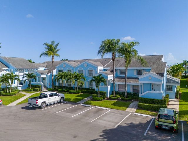 $239,900 | 2035 Southeast 26th Lane, Unit 107 | Homestead