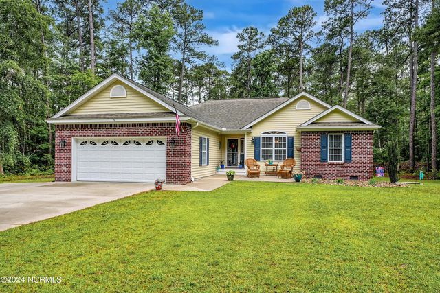 $341,900 | 20 Myrtlewood Drive Southwest | Carolina Shores