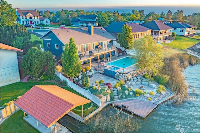 $1,275,000 | 3181 West Lakeside Drive | Moses Lake