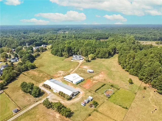 $1,400,000 | 2520 Ho Hum Hollow Road