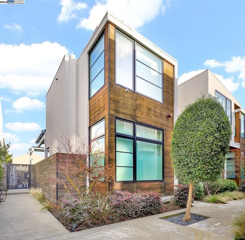 $749,999 | 1174 66th Street | Golden Gate