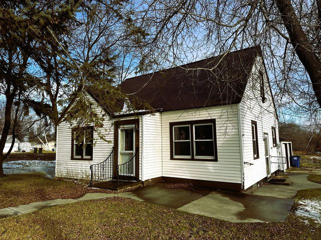 $164,900 | 101 Main Street South | Browerville