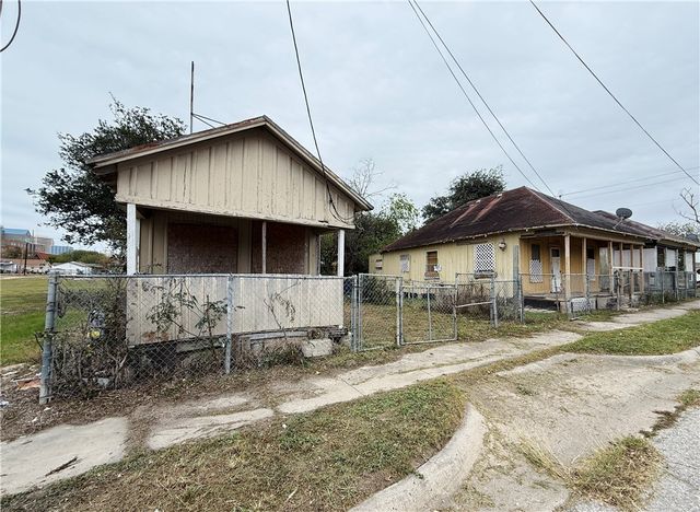 $79,900 | 510 Mexico Street | Downtown Corpus Christi