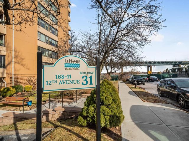 $460,000 | 168-01 12th Avenue, Unit 9A | Beechhurst