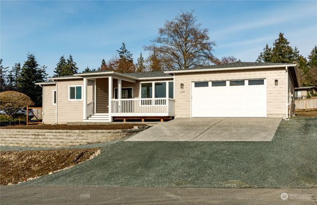 $799,000 | 1235 East Rosemont Drive | Whidbey Island