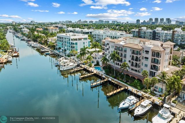 $1,290,000 | 25 Hendricks Isle, Unit 203 | Hendricks and Venice Isles