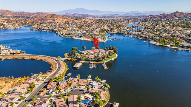 $650,000 | 22106 Treasure Island Drive | Canyon Lake