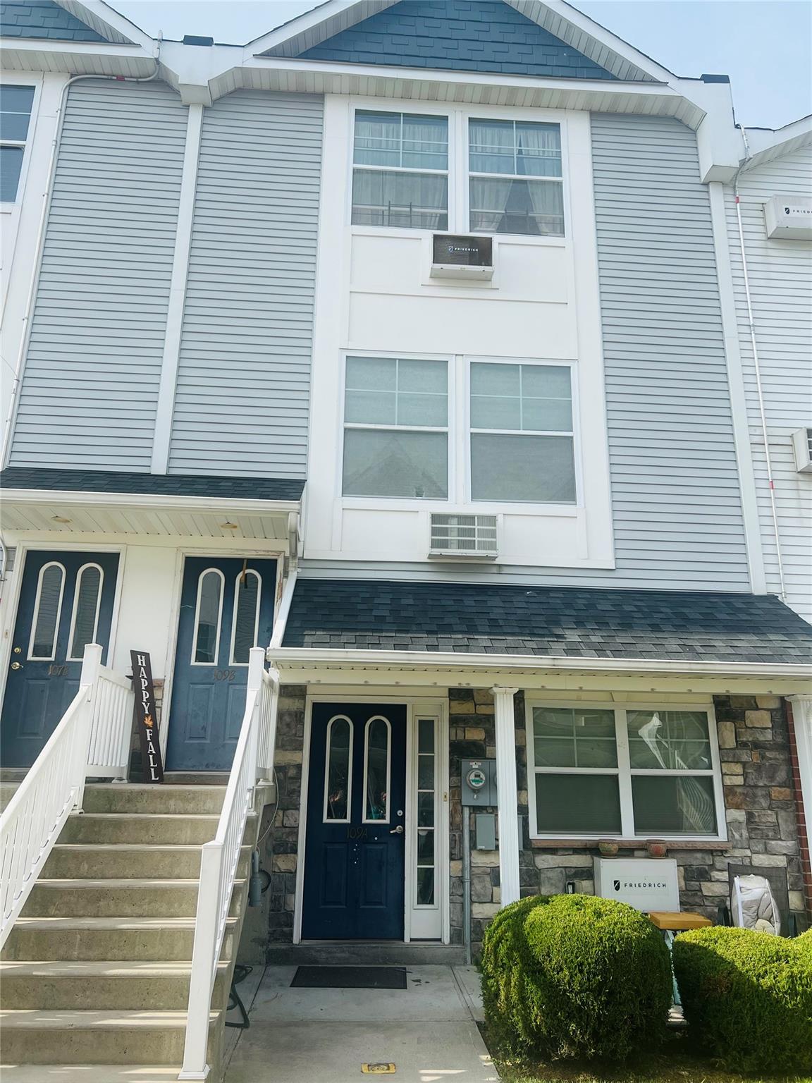 View of townhome / multi-family property