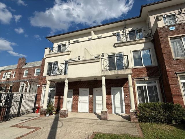 $680,000 | 1727 Stillwell Avenue, Unit B | Gravesend