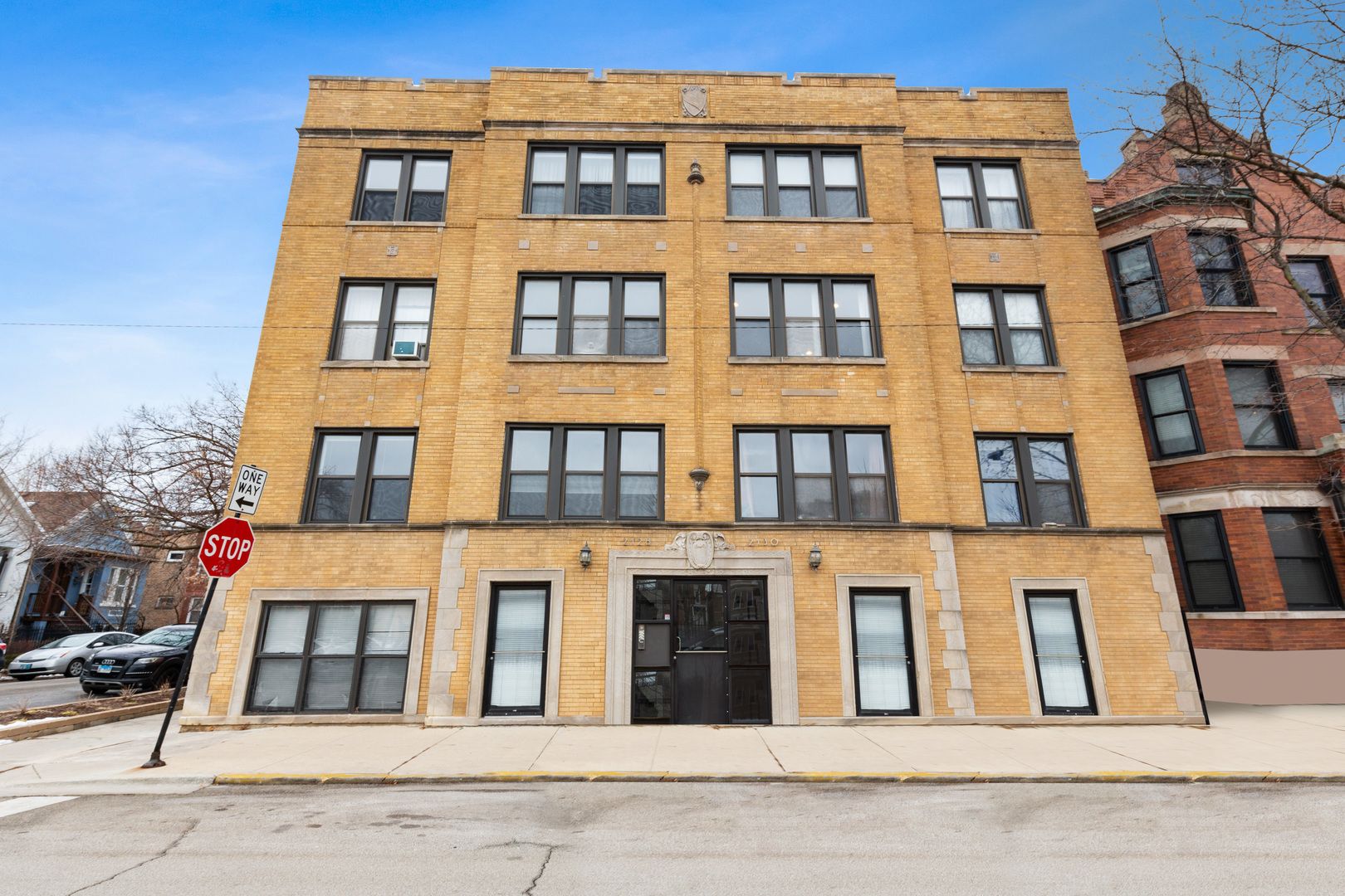 2128 North Oakley Avenue, Unit 3, Chicago, IL 60647 | Compass