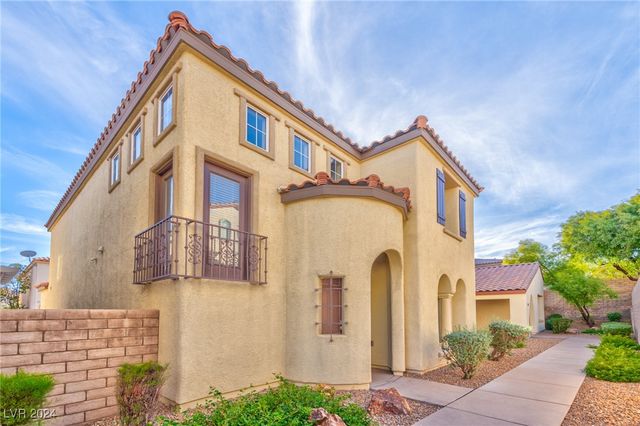 $1,950 | 12076 Cardinal Climber Court | Calavera at Summerlin