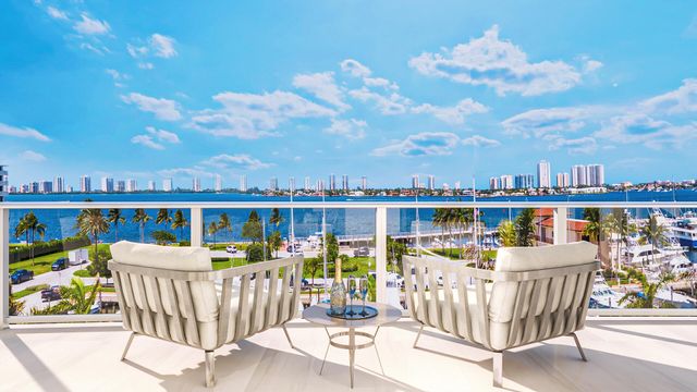 $1,900,000 | 220 Lake Shore Drive, Unit E305 | Kelsey City