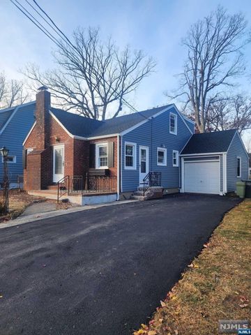 $539,900 | 90 South Demarest Avenue | Bergenfield